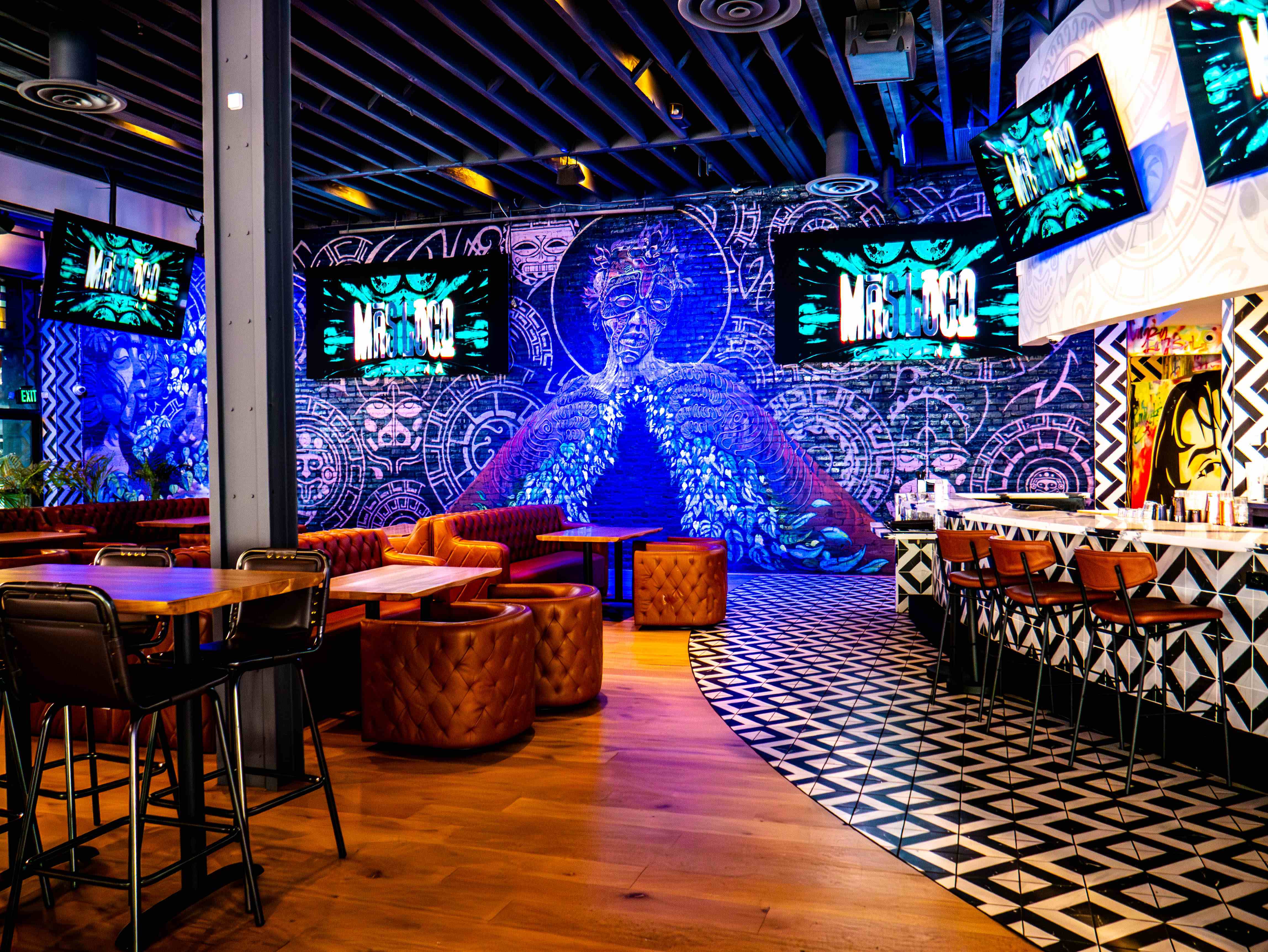 Unique Neon Art Installation